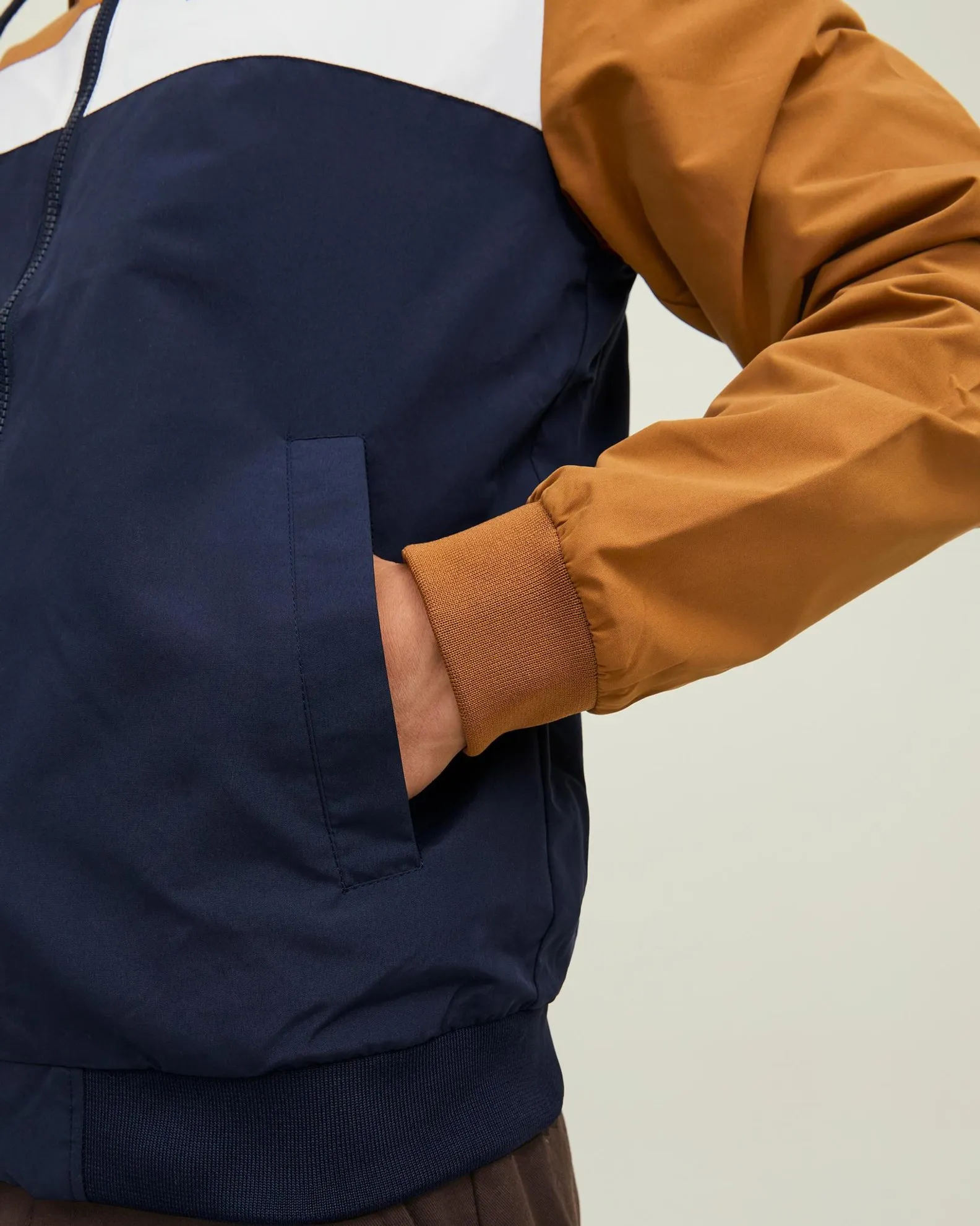 GIUBBINO JJERUSH HOOD BOMBER NOOS                                            Previous productGIUBBINO ECOPELLE CAPPUCCIO...     