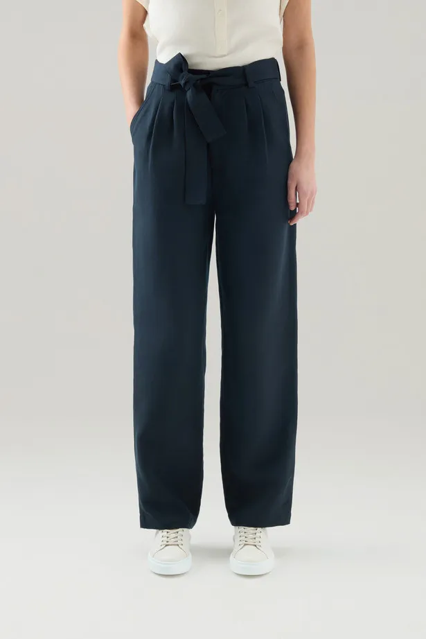 Pantaloni in misto lino con cintura in tessuto                                                                                Me